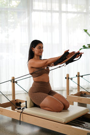 KAT TWIST SPORTS CROP